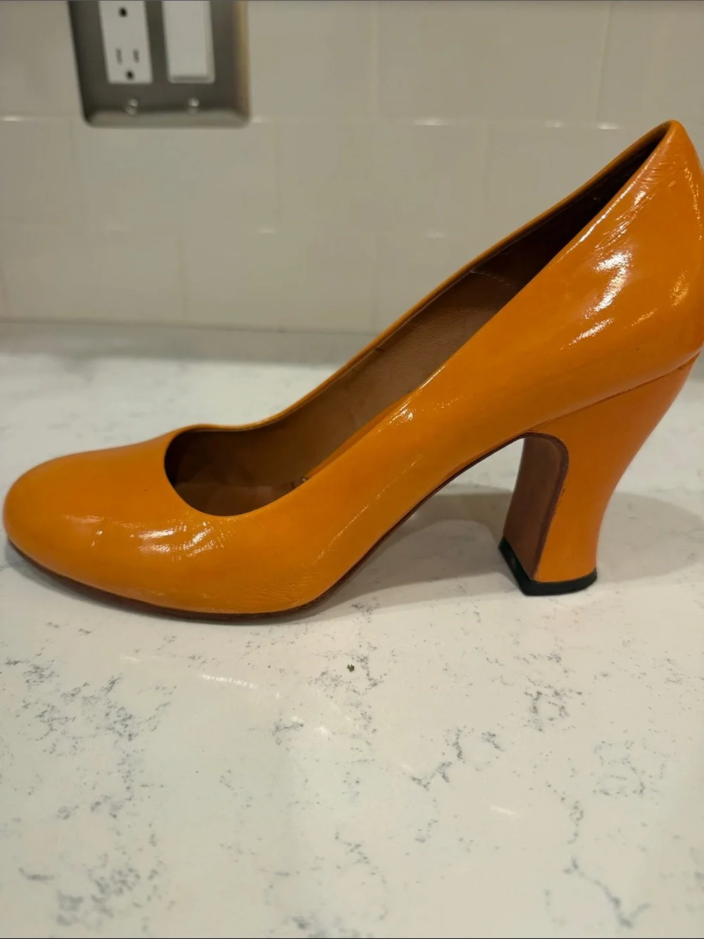 John Fluevog Patent Orange Round-Toe Block Heel Pumps Size 8.5 Dopamine Dressing